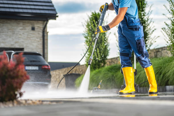 Best Restaurant Pressure Washing  in Zephyrhills North, FL